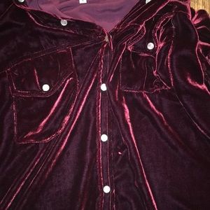 Dark burgundy pearl snap